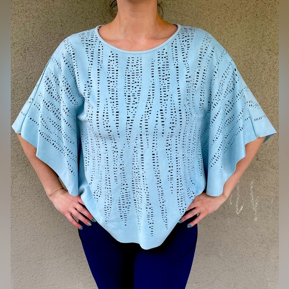 Alberto Makali Tops - Light Blue Laser cut top